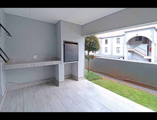 2 BEDROOM APARTMENT FOR SALE IN NORTHGATE